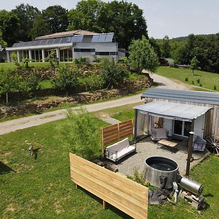 Les Milles Bottes Et Ses Roulottes Villa Encausse-les-Thermes ภายนอก รูปภาพ