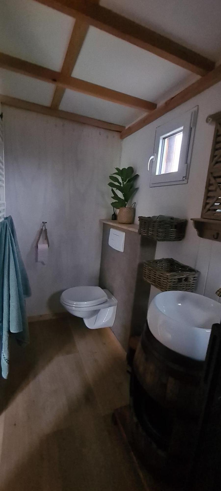 Les Milles Bottes Et Ses Roulottes Villa Encausse-les-Thermes ภายนอก รูปภาพ